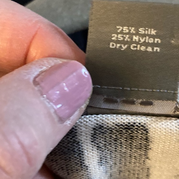 Ann Taylor cropped silk black and white 3/4 sleeves cardigan NWOT ❤️🌹 - Picture 5 of 5